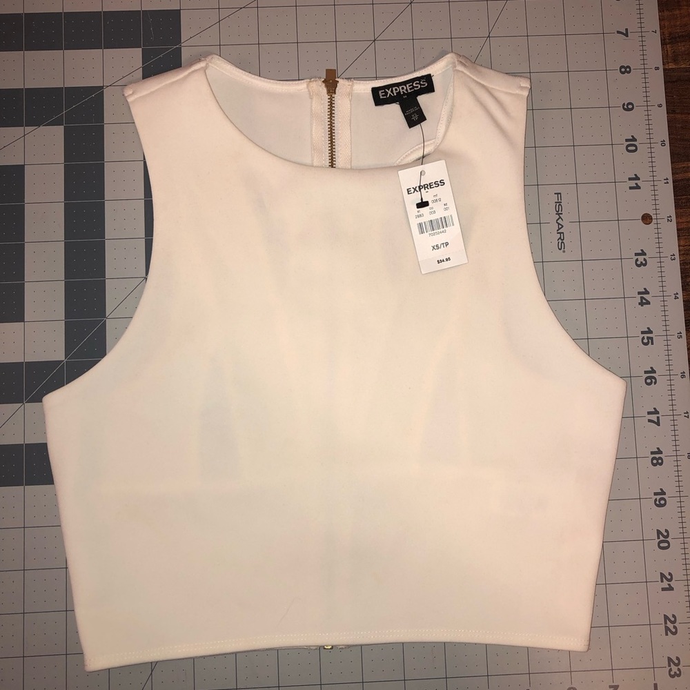 NWT Express cut out 2017 vintage/rare express ivory crop top